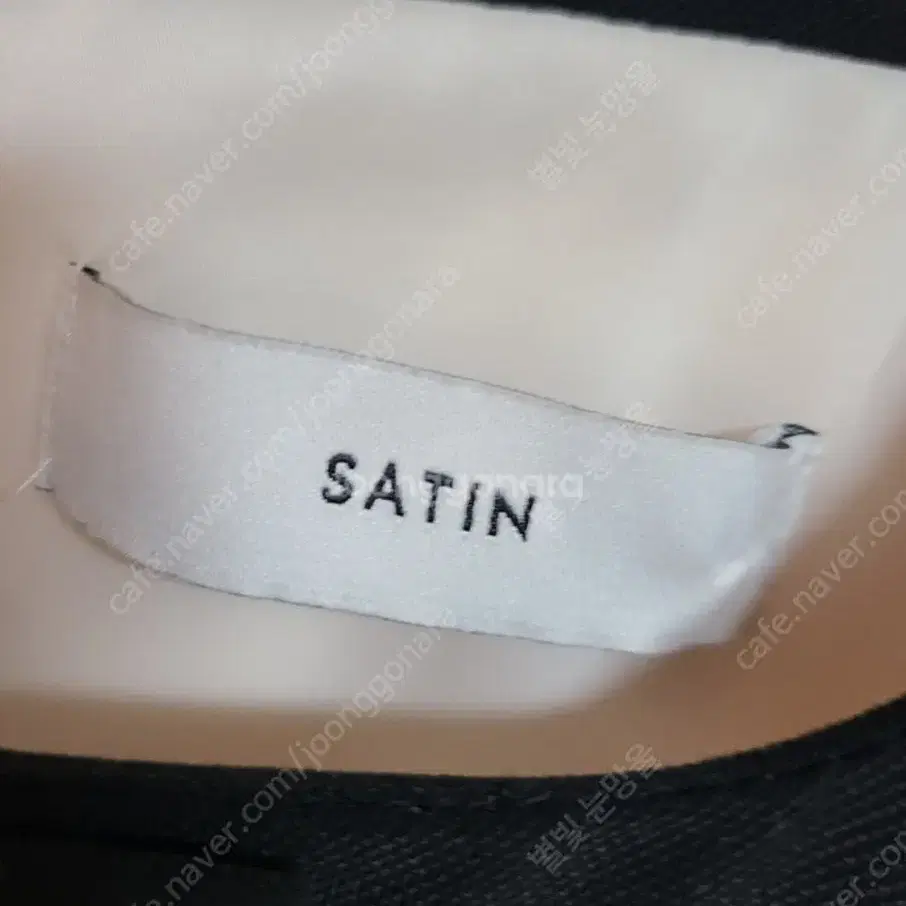 SATIN 샤틴 스퀘어넥 리본원피스