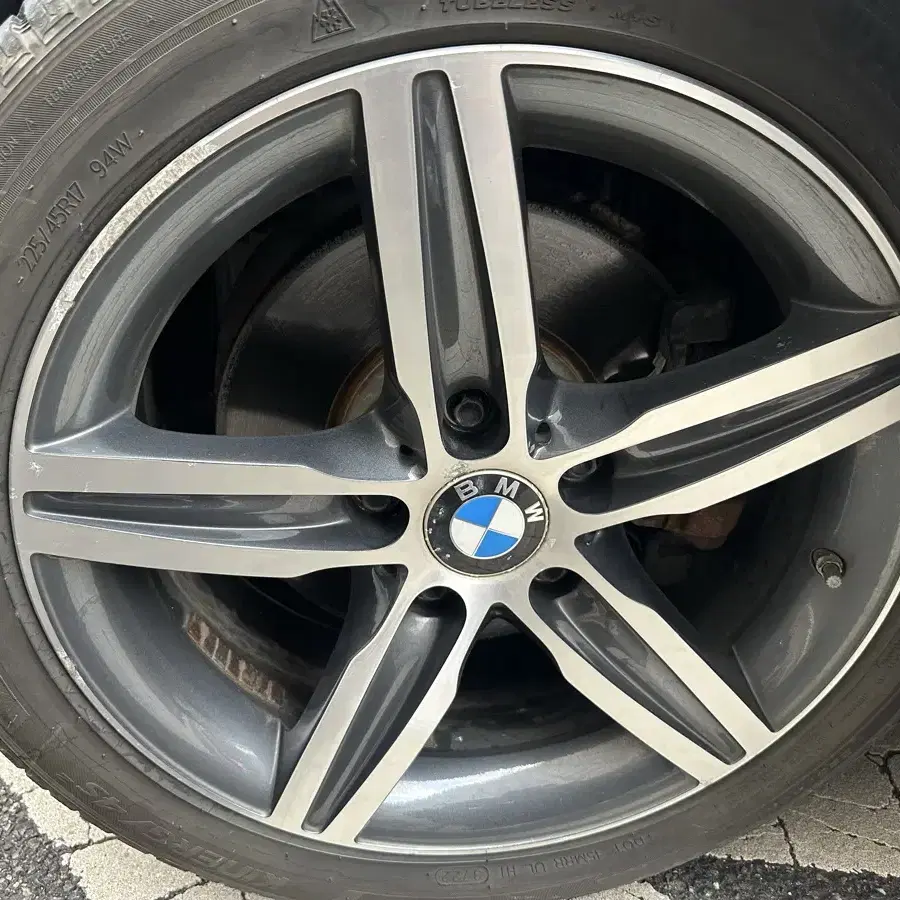 Bmw F20 118d pcd 120 17인치휠팝니다