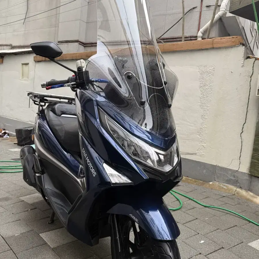 Pcx nmax uhr125 24년식13000키로 무사고 무쿵