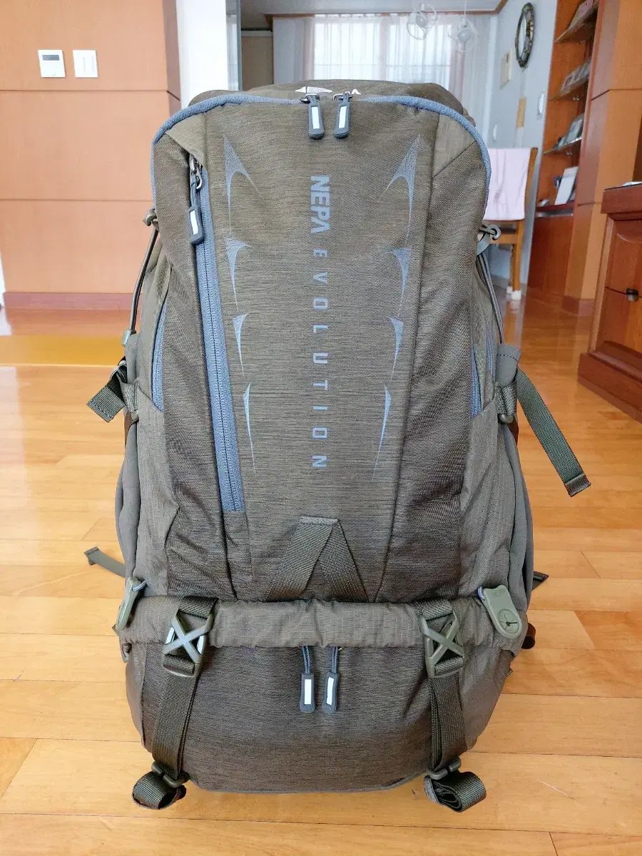 NEPA 40L 배낭