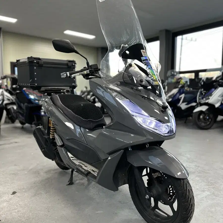 21년식 혼다 PCX125 ABS모델 3만Km 구동계 교환 판매합니다.