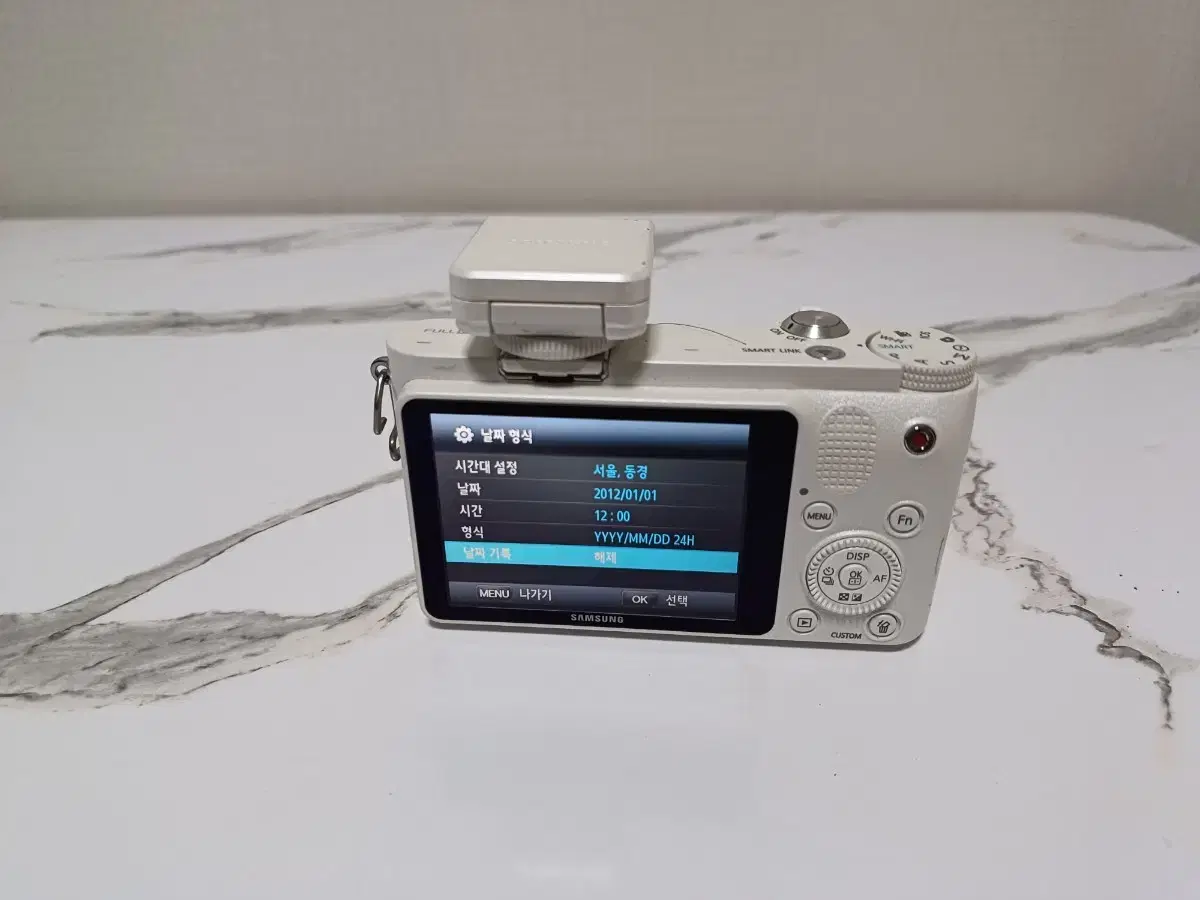 삼성 nx1000 미러리스 카메라