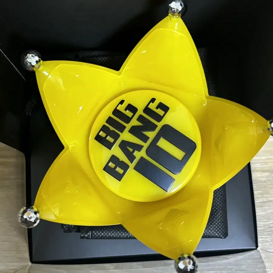Shop 빅뱅10주년뱅봉 on Bunjang Global Site - No more Korean