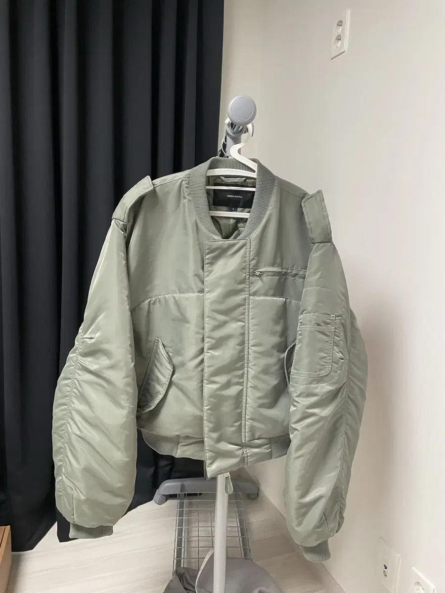 Entire studio A2 Bomber Swamp M Entire studio