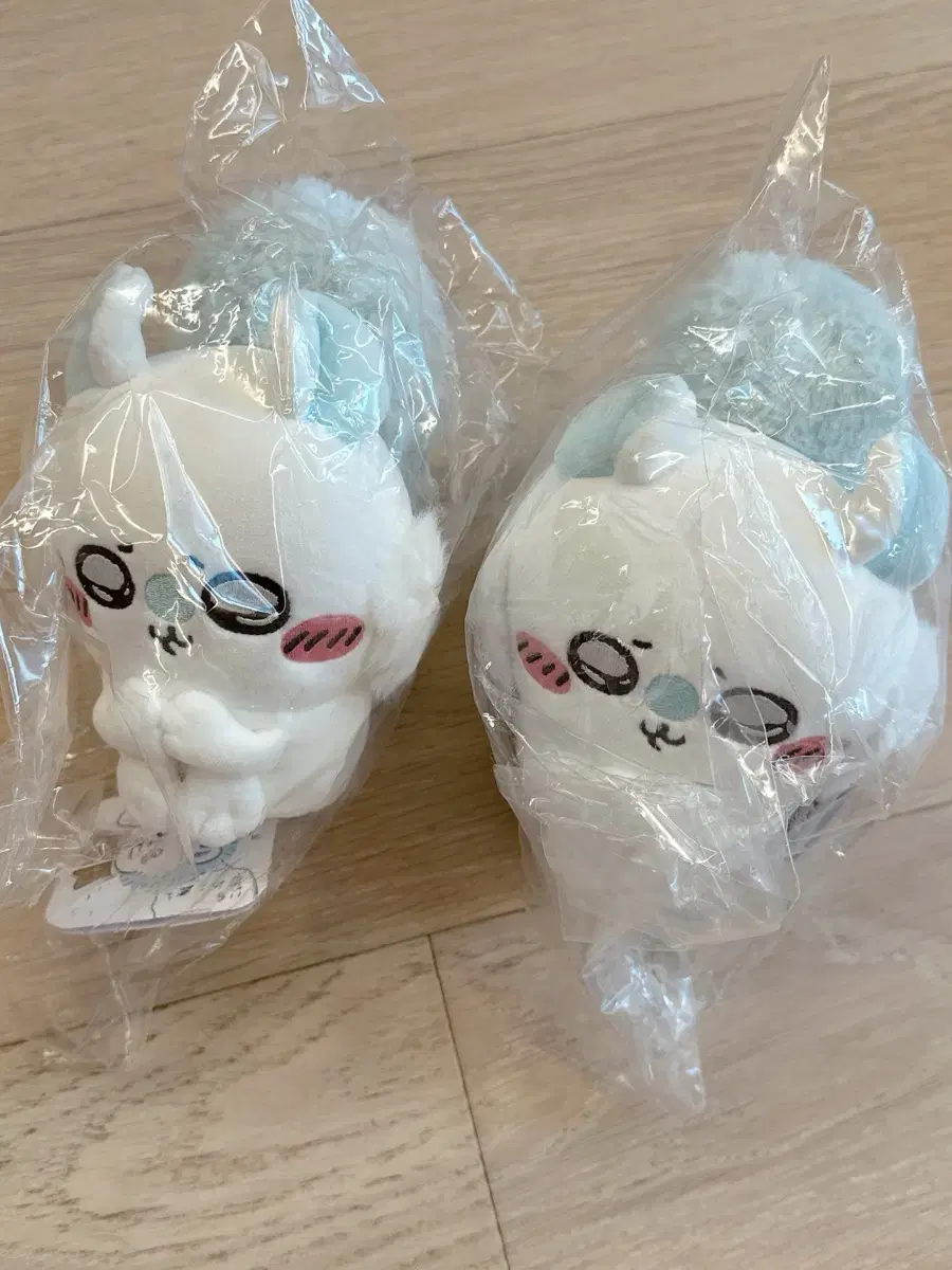 Chiikawa Market Sitting Momo Doll