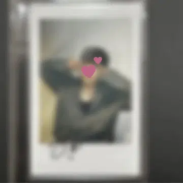 ATEEZ 홍준 친필 사인 폴라로이드