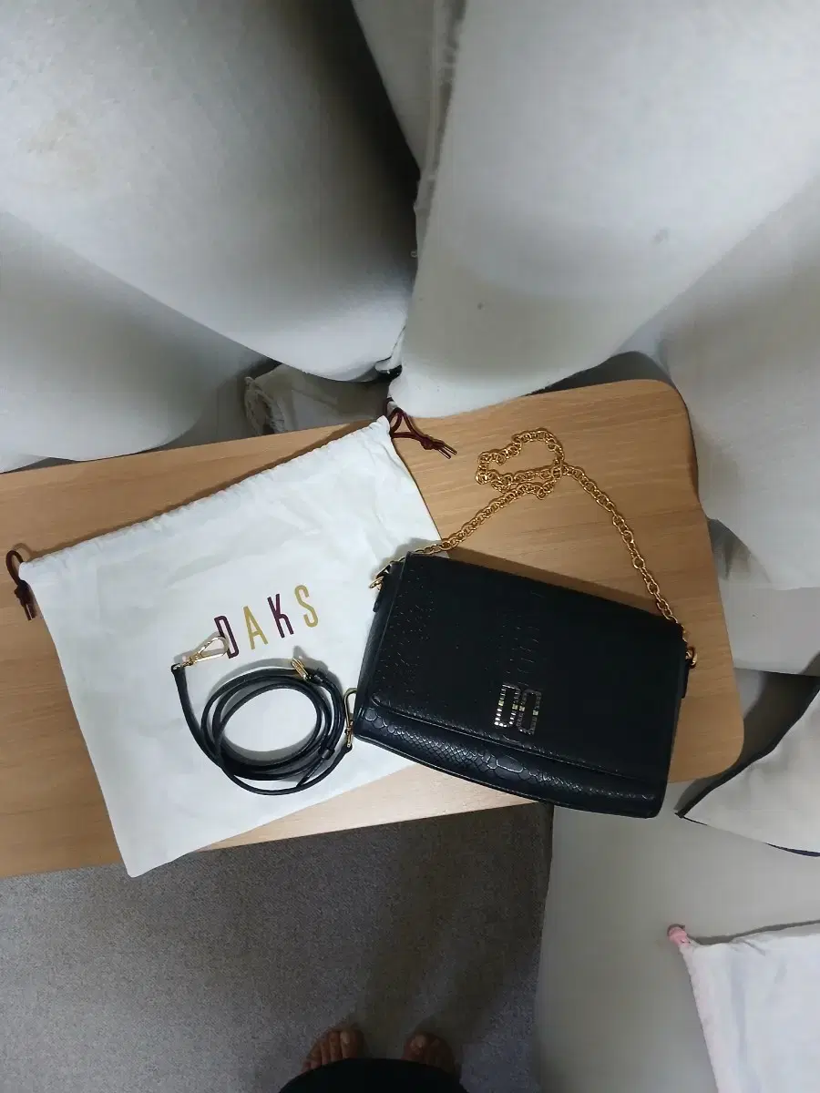Dak's handbag
