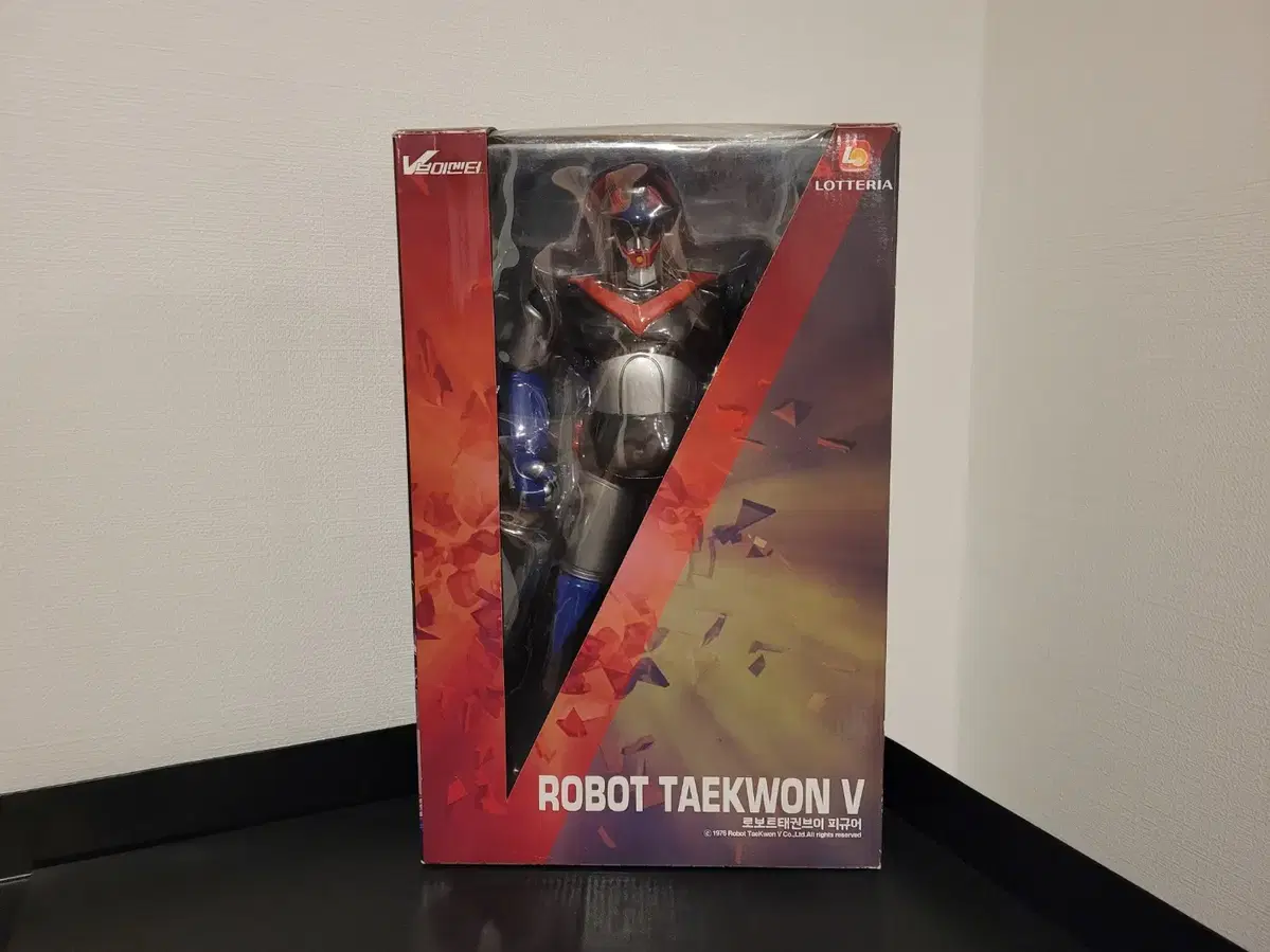 Robot Taekwon V V Center + Lotteria Coke Collaboration (35cm)
