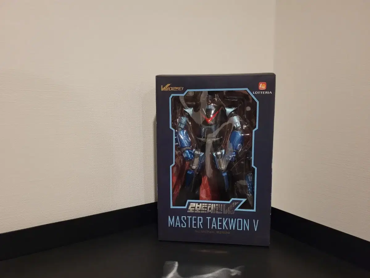 Robot Taekwon V (V Center + Lotteria 26cm)