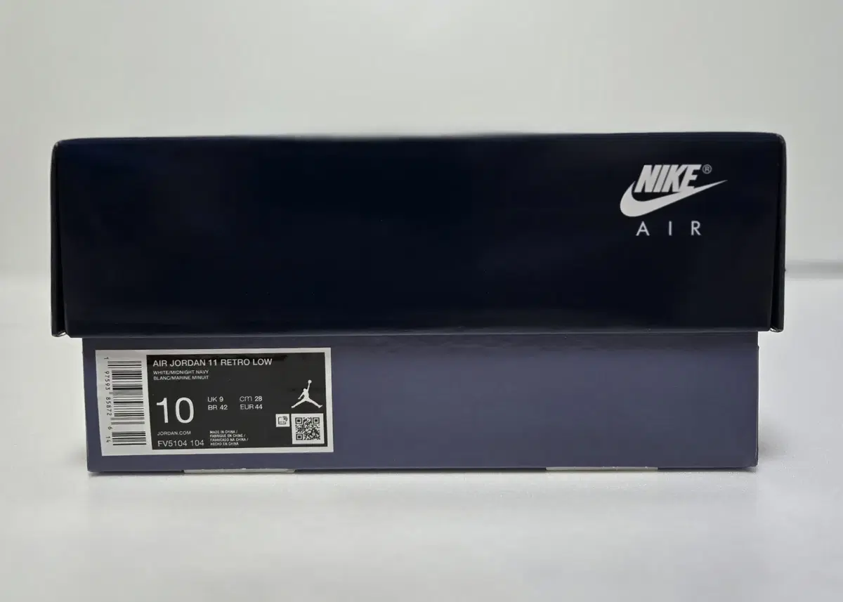 나이키 AIR JORDAN 11 RETRO LOW / US-10