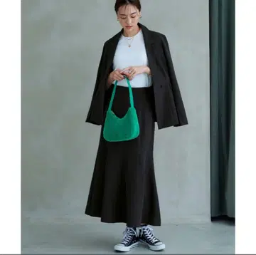 미사용 세미 더블 테일러드 자켓 및 머메이드 스커트 2개 검정색 M