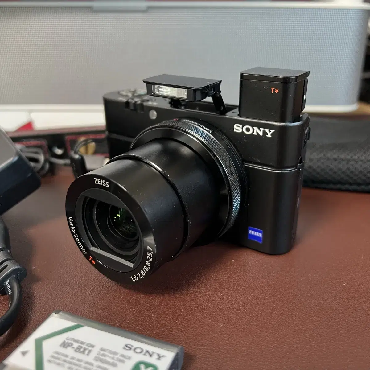 소니 RX100M4 SONY