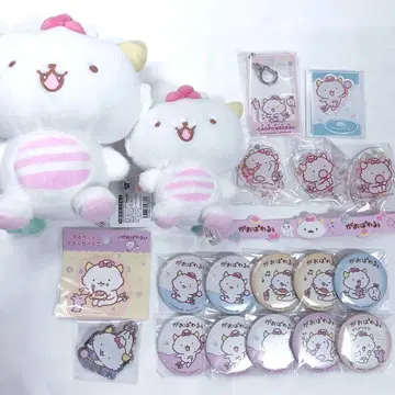 산리오가 뽀뽀해 봉제 인형 캔뱃지 아크릴 스탠드 묶음 판매