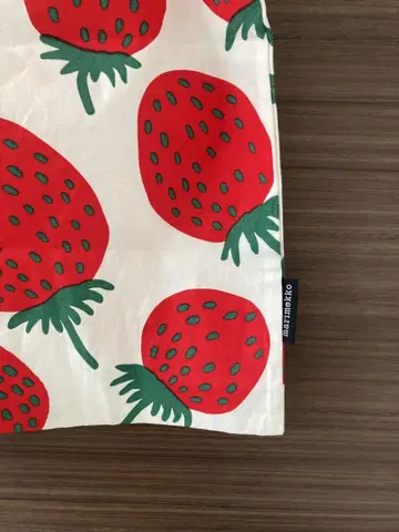 마리메꼬 마리메꼬 만시카 딸기 무늬 토트백