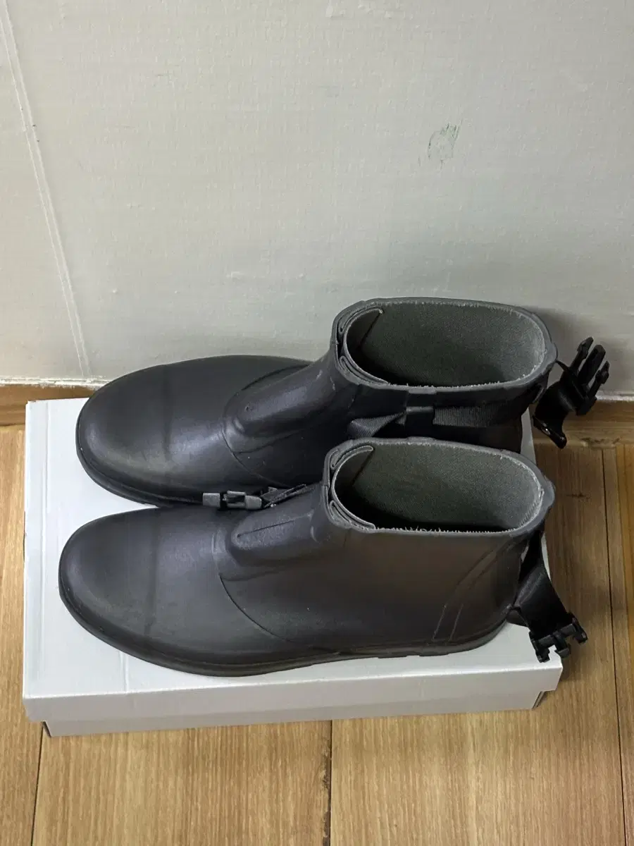 문스타 mhl 콜라보 레인부츠 260