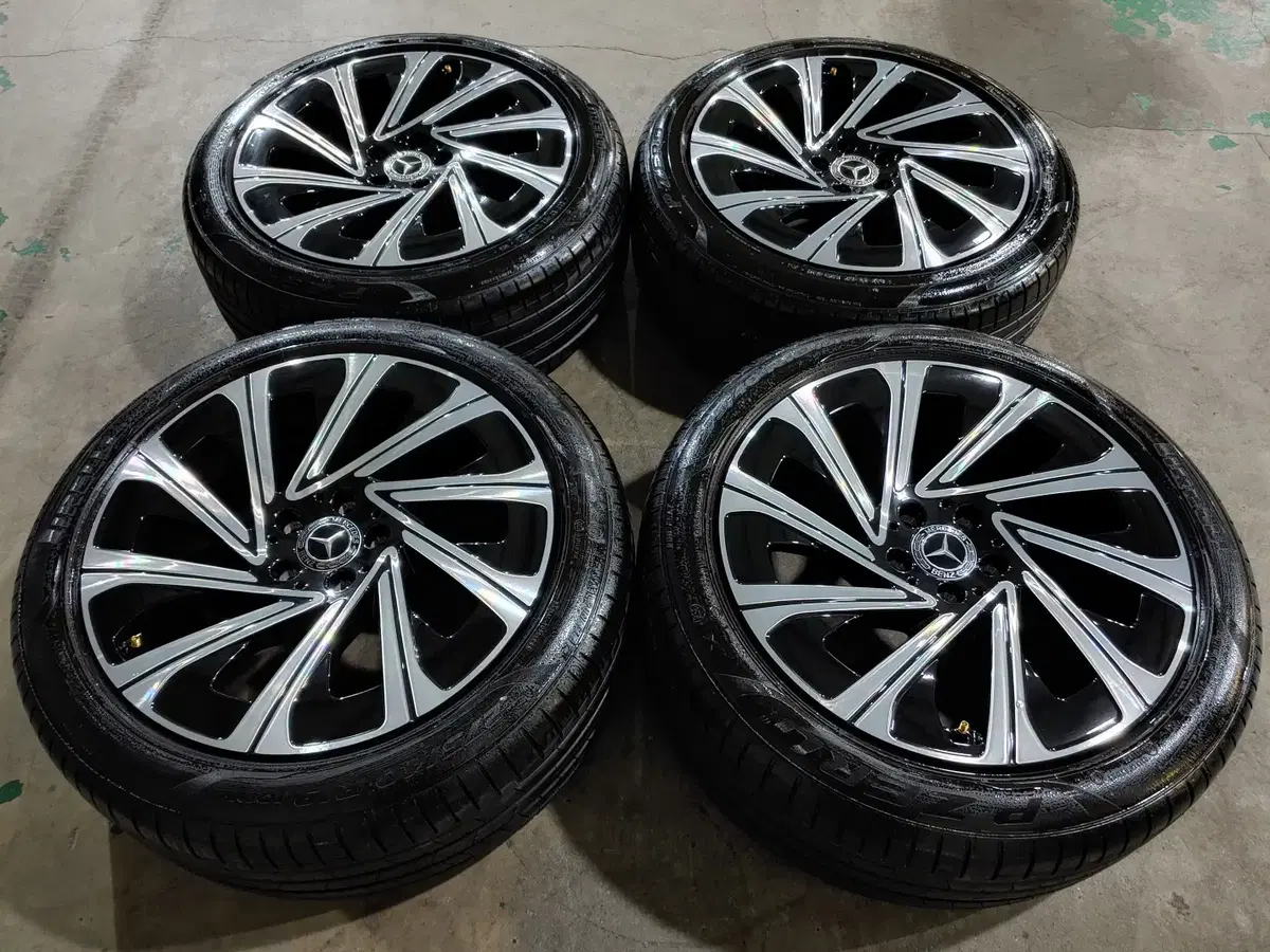 벤츠 W214 E클래스 19인치 정품 휠타이어