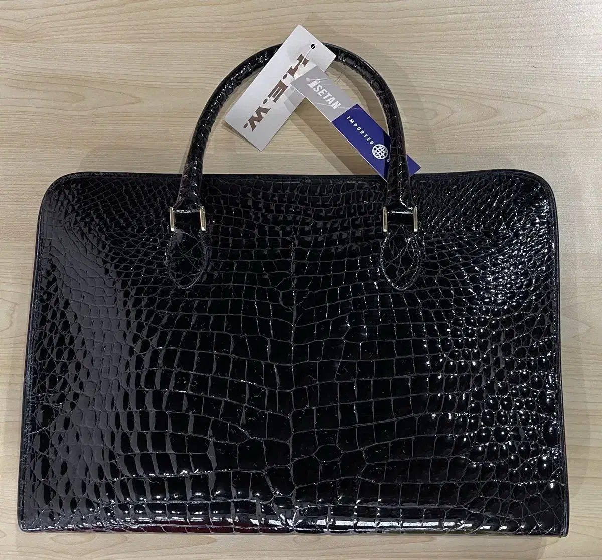 Brand new) Italian crocodile briefcase