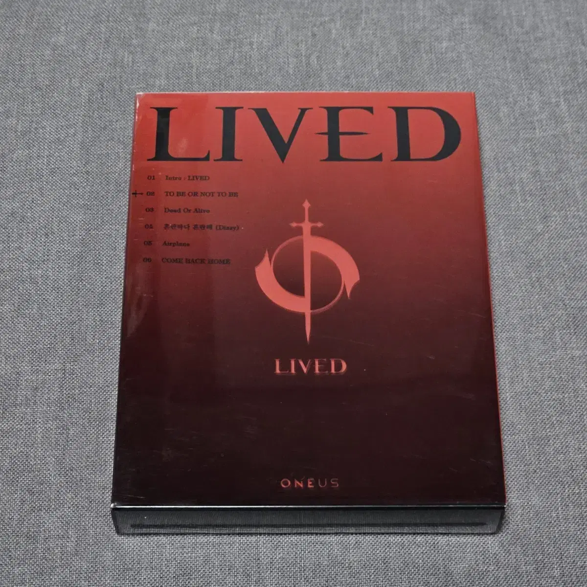 Oneus LIVED Album