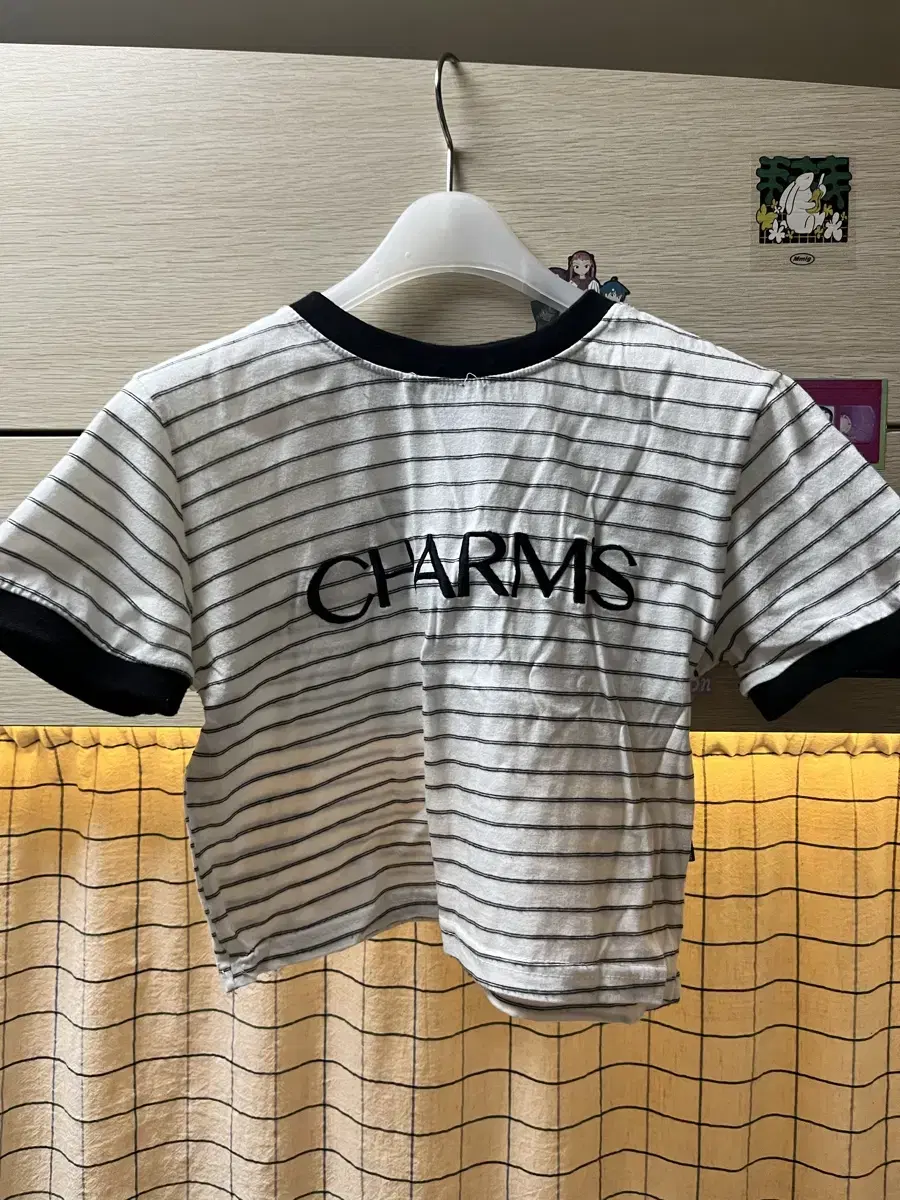 Charms Crop-sleeved T-shirt