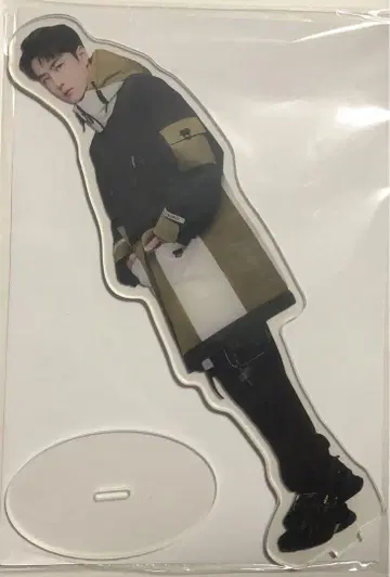 왕일호 빅 아크릴 스탠드 30cm 대변인 PEACEBIRD 미사용