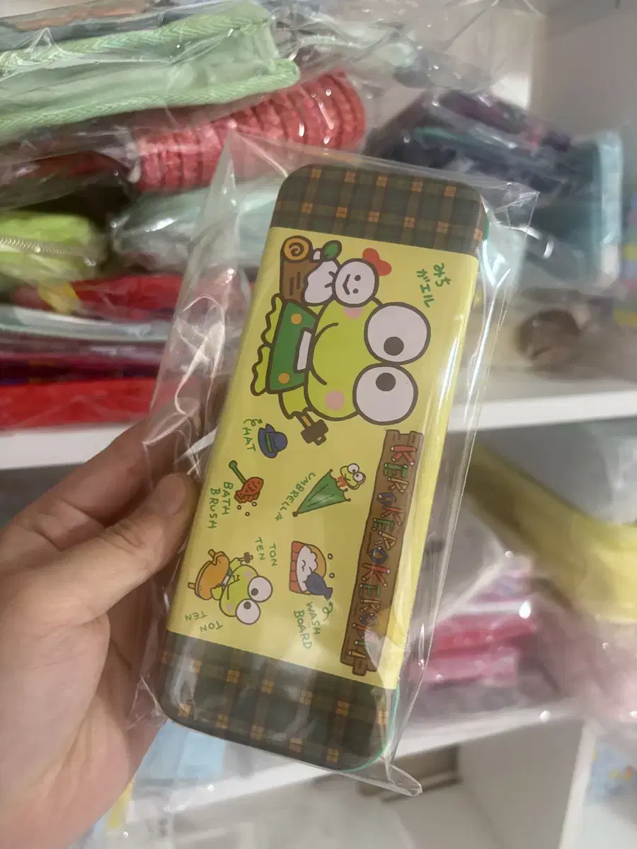 고전 캐로피 필통