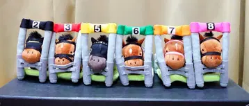 서러브레드 컬렉션 게이트 인 말 봉제 인형 세트