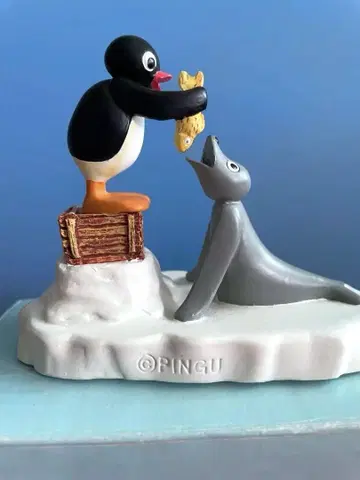 핑구 로비 폴리레진