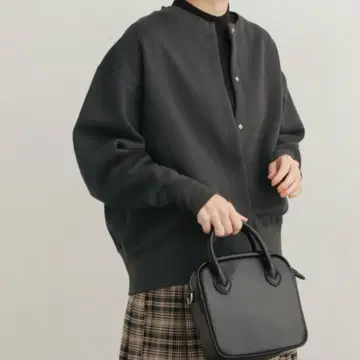 어반 리서치 도어스 속기모 맨투맨 가디건