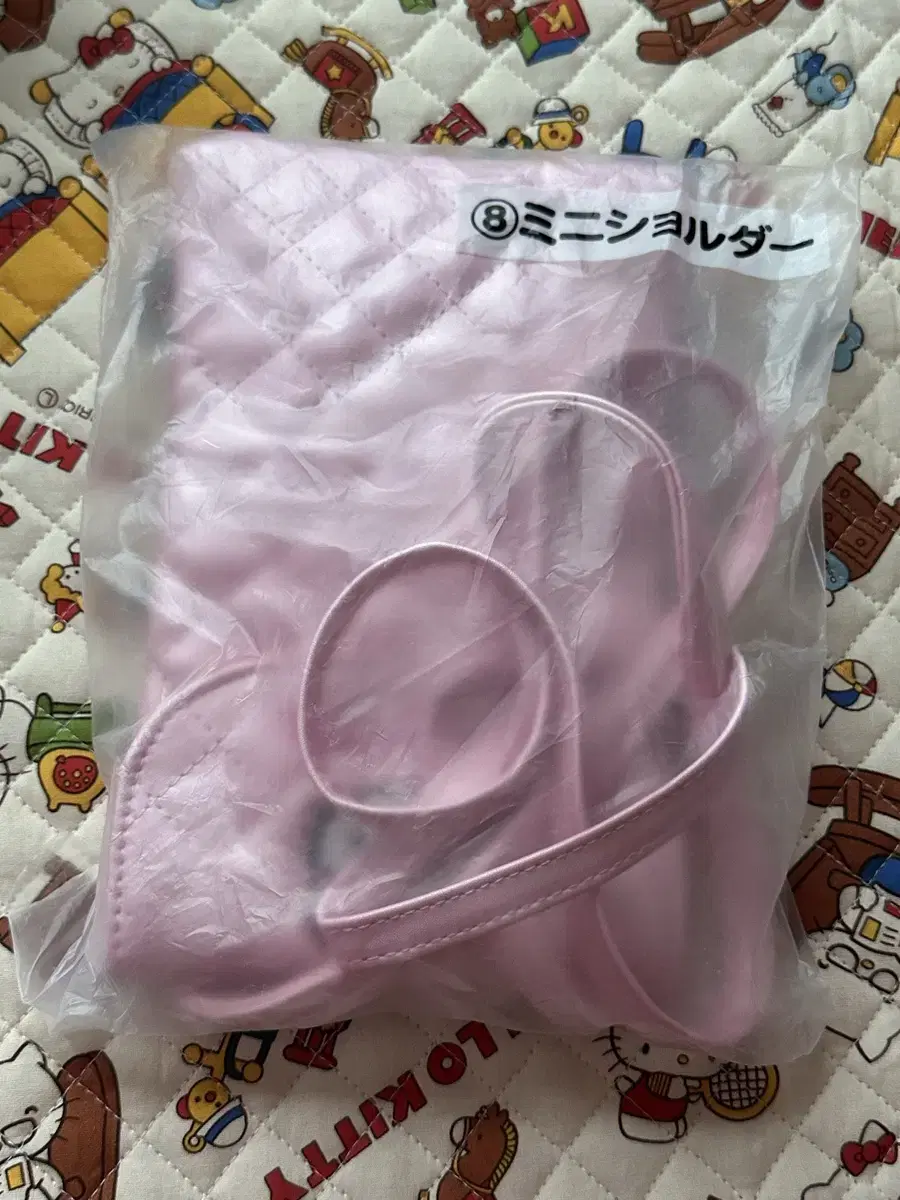 산리오 헬로키티 퀼팅 제일복권 쿠지 8번상