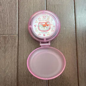 키티 시계