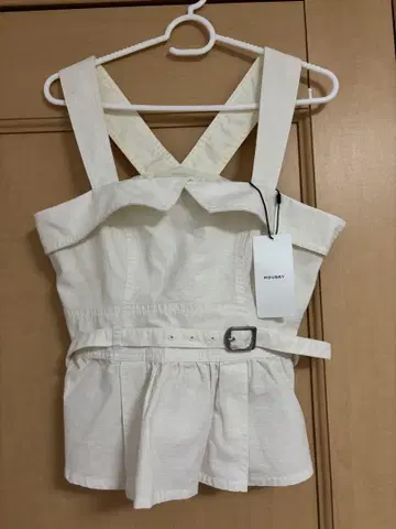 MOUSSY STITCHED STRAPS 코르셋