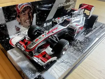 PMA 1/43 McLaren MP4-25 J. 바튼 친필 사인 포함