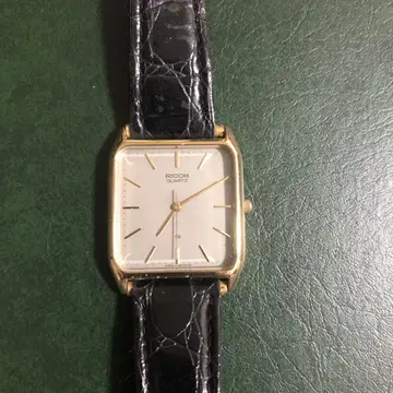 쇼와 레트로 리코 쿼츠 262007 일본제 손목시계