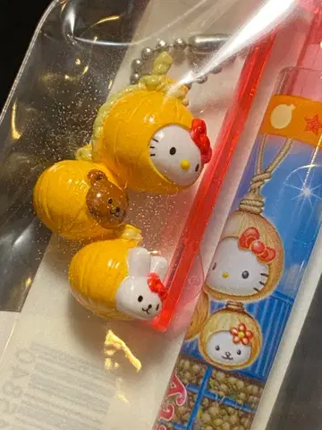 현지 키티 볼펜, 샤프 세트 산리오 키티 굿즈