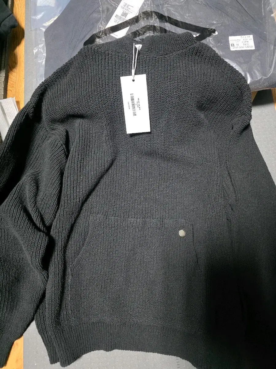 노드아카이브 부클 후드니트 S/S 2사이즈 신품 팝니다