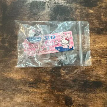 키티 키링 이나바의 토끼