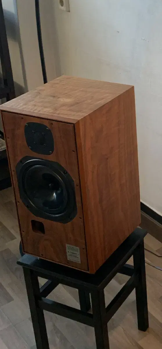 하베스 컴팩트 스피커 HARBETH HL Compact 7