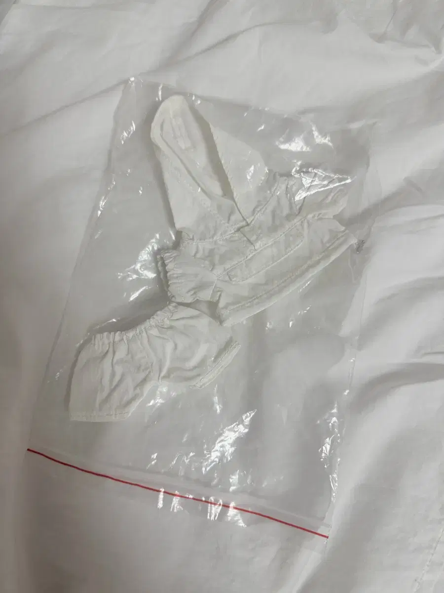 10cm 인형옷 화이트 아노락 미착용 판매