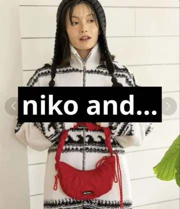 niko and... 오리지널 지갑 달 모양 숄더백 레드 미사용 새상품