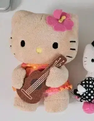 사이판 기념품샵 한정 태닝 키티