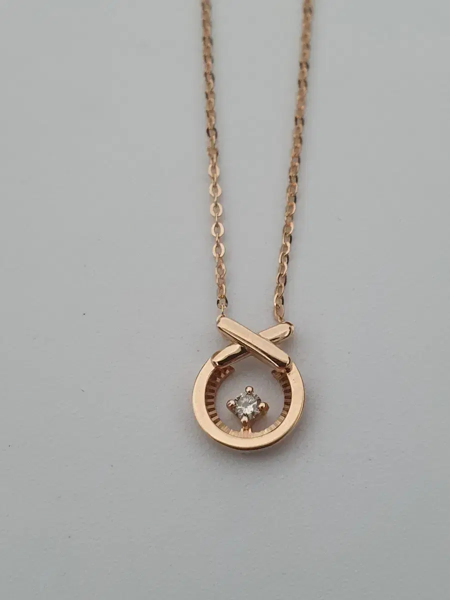 Stonehenge 14k XOXO dia Necklace