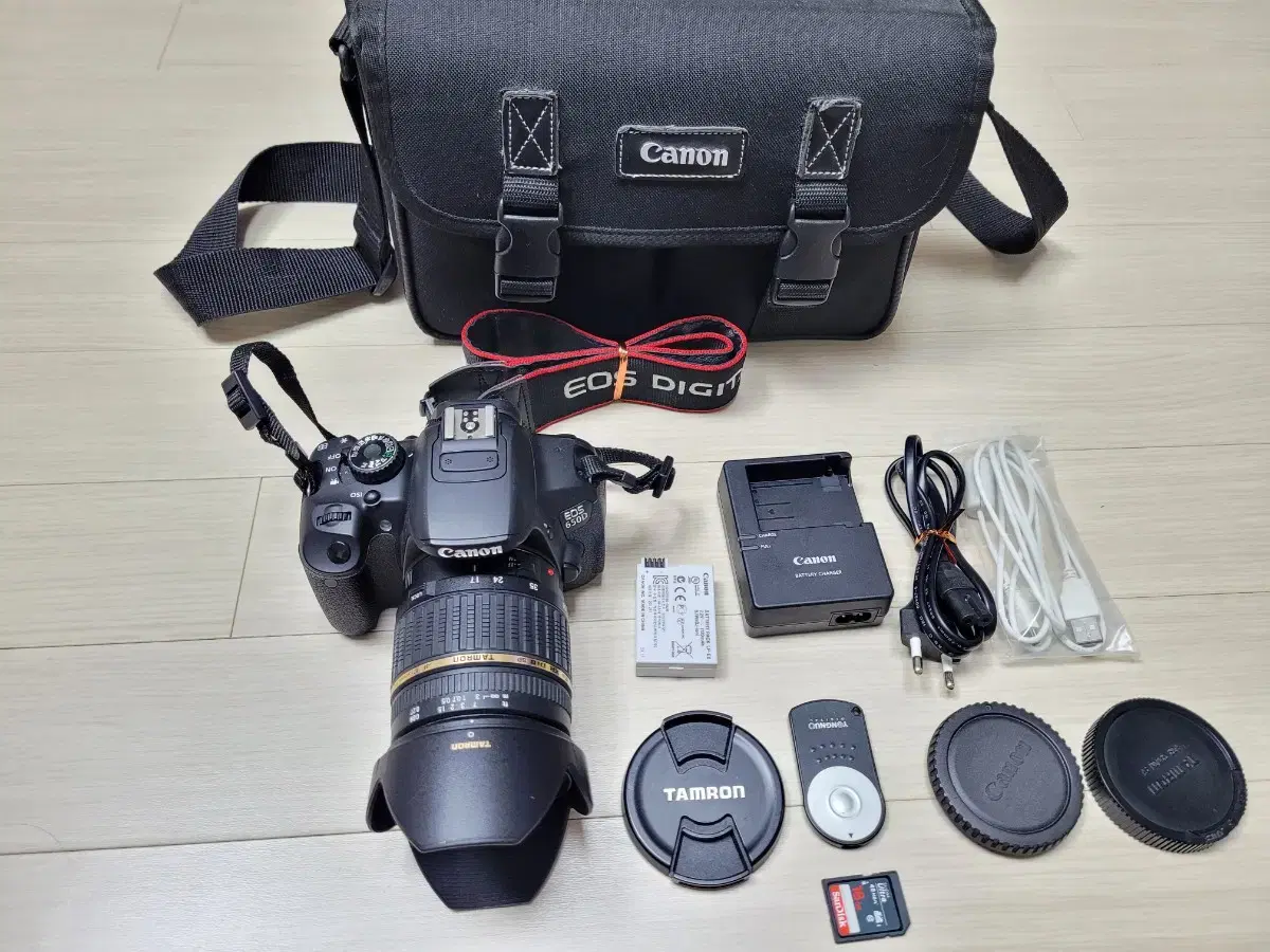 캐논 카메라 EOS 650D 와 탐론 17-50mm F2.8렌즈 세트
