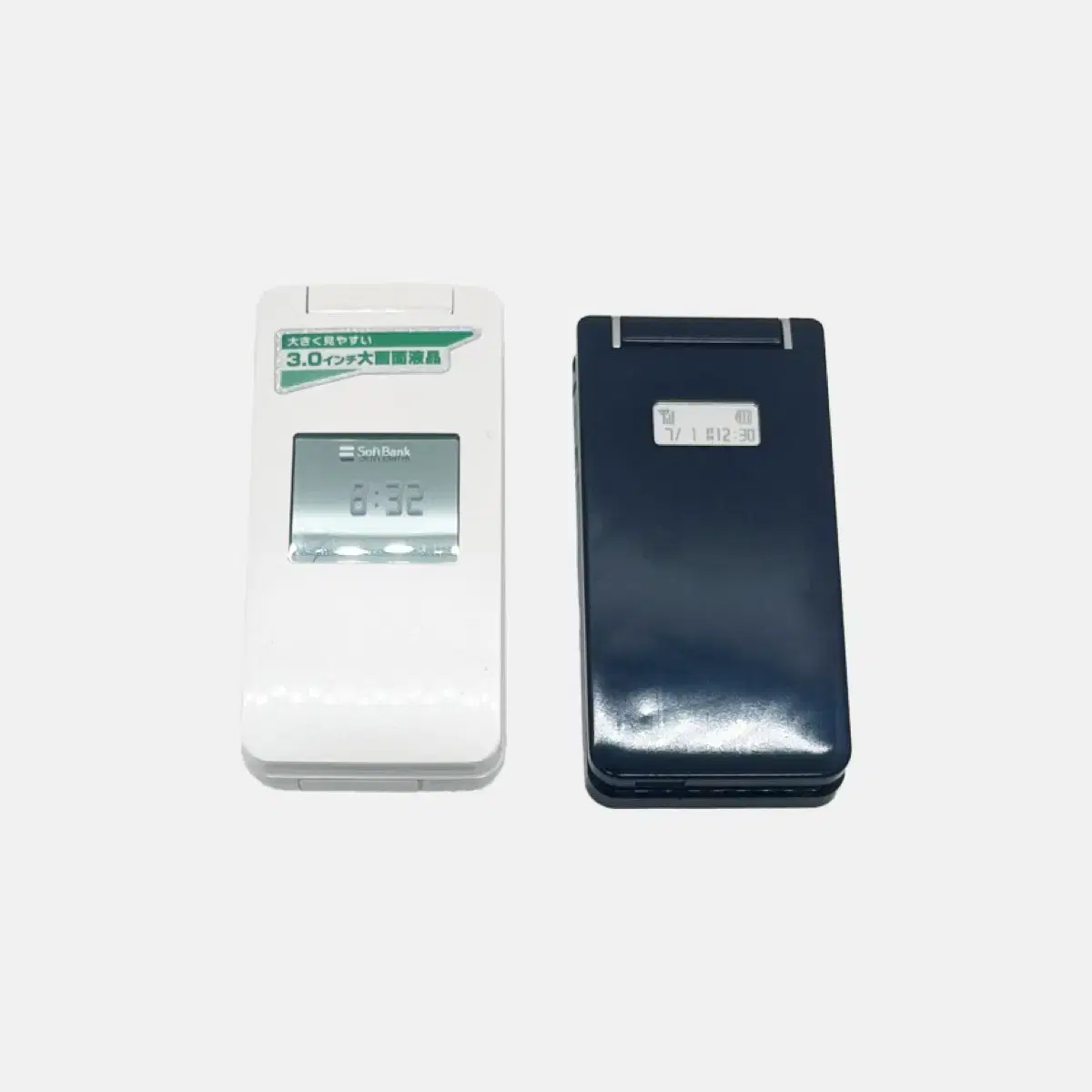 y2k 일본 모형 폴더폰 휴대폰 목업폰 헤이세이 레트로 갸루 2000년대