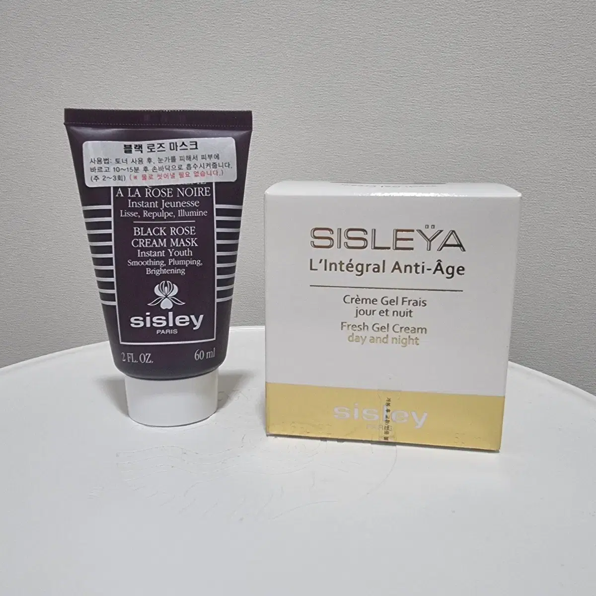 Sisley Sisleÿa Anti-Aging Gel Cream Black Rose Mask