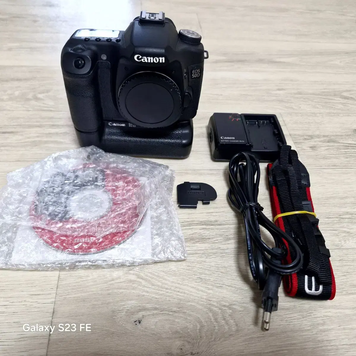 캐논 EOS 50D 바디 BG-E2 그립 세트 판매합니다