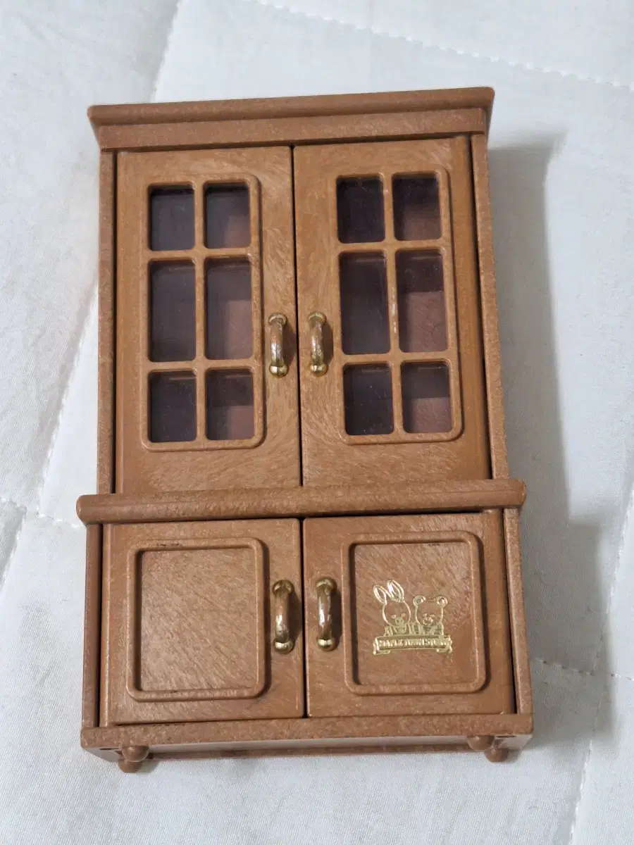 Silvanian King's Ransom Old Furniture (Maple Town)