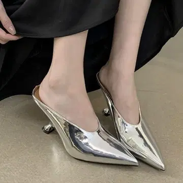 실버 스틸레토 뮬