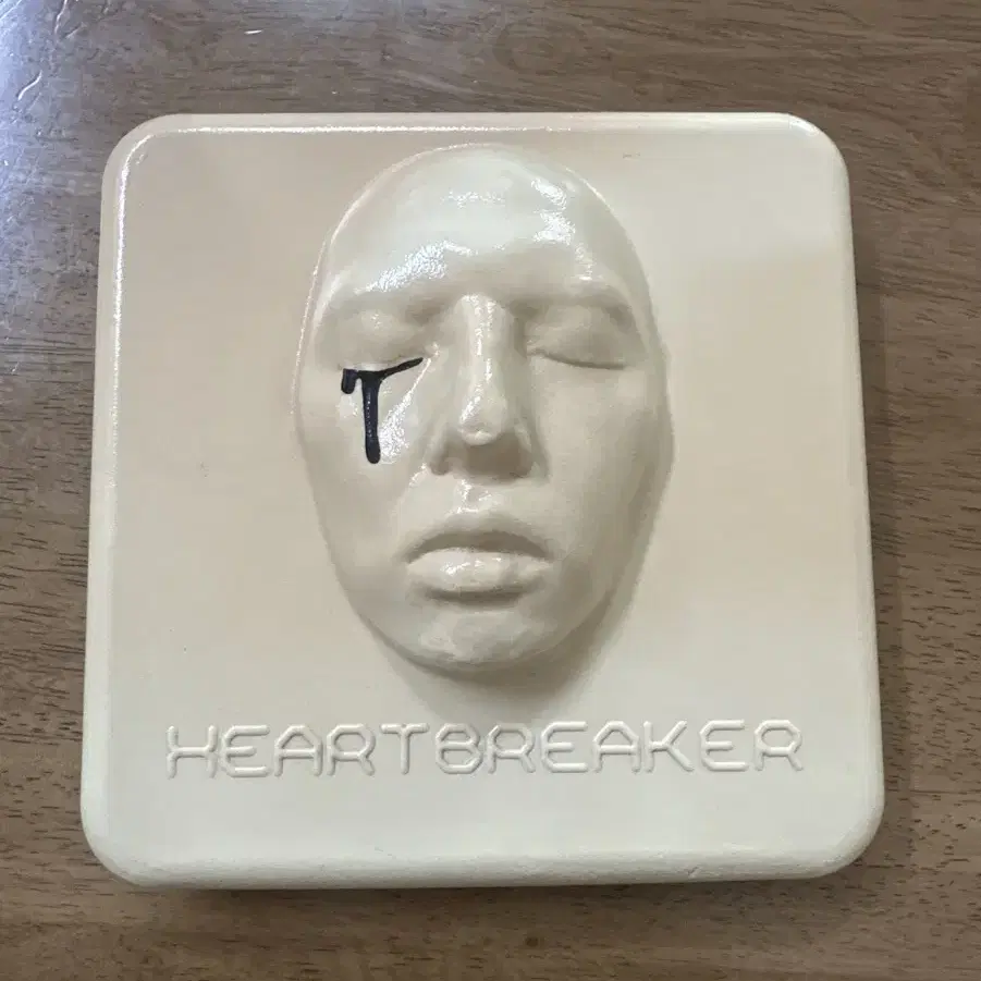 G-DRAGON | 지드래곤 G-Dragon Heartbreaker album on Bunjang