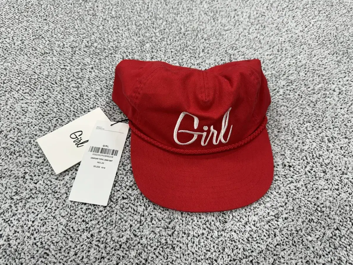 [새상품] GIRL 스냅백