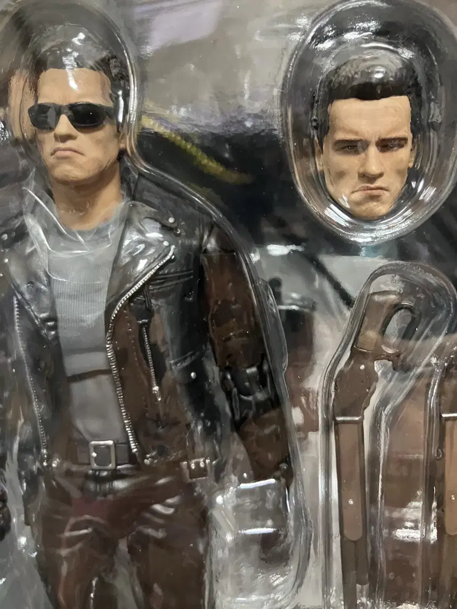 [미개봉] 메디콤토이 마펙스 터미네이터 저지먼트데이 T-800 판매합니다